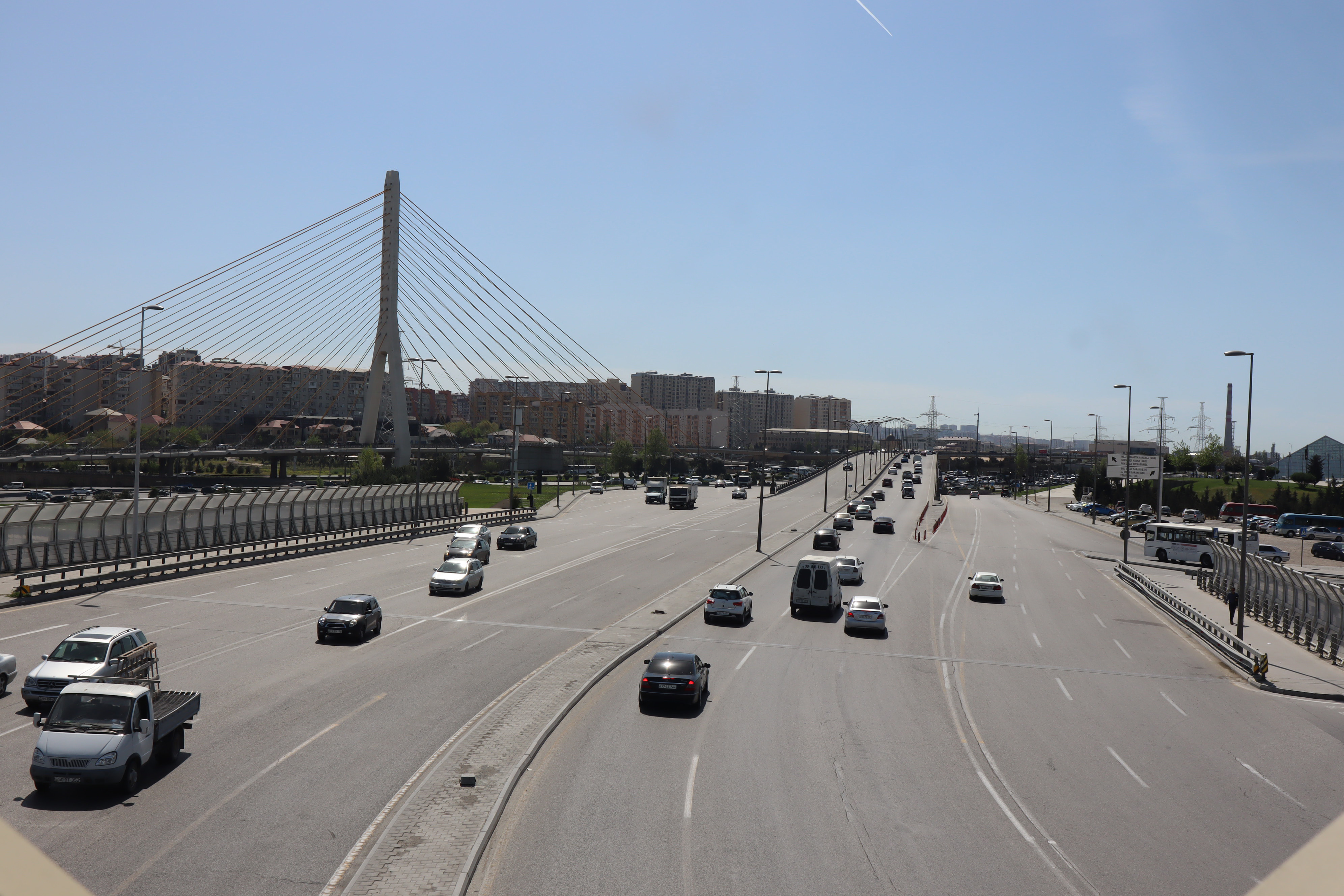 ZİYA BÜNYADOV PROSPEKTİ YERÜSTÜ PİYADA KEÇİDİ